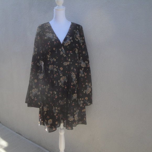 Free People Dress “Lilou” Black Floral Flirty Bohemian Boho Dress Size Large - Picture 3 of 8